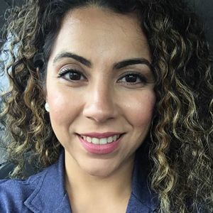 Meet your Posher, Stephanie